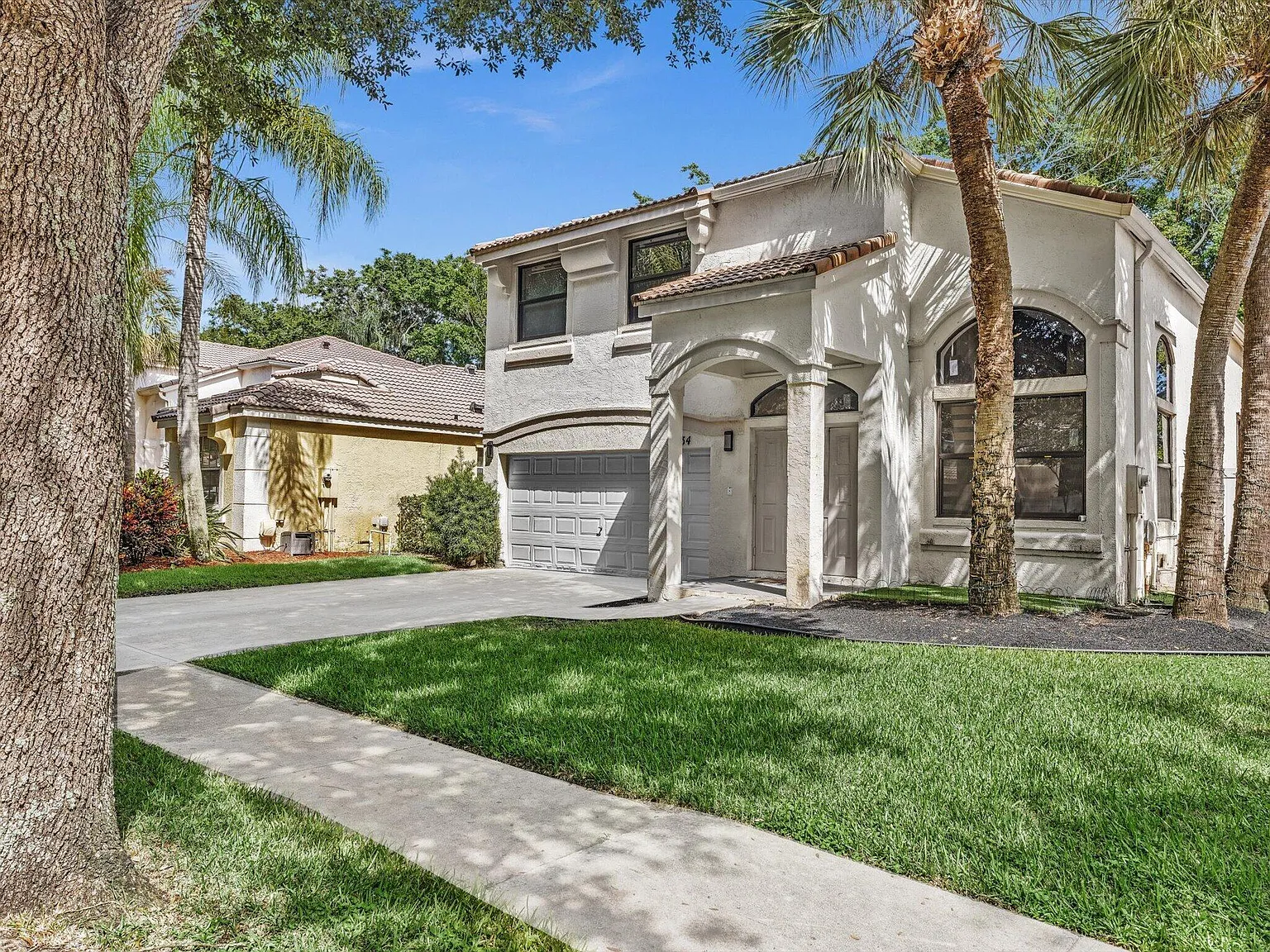 4 bed, 3.0 bath, 2226 sqft, $3,750 — Photo 4
