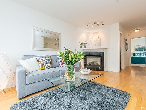 3rd image of 52 Sheridan St APT 5