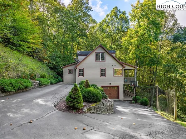 126 Moore Mountain Road, Vilas, NC 28692