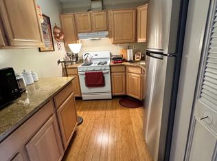 4600 S Four Mile Run Dr APT 619, Arlington, VA 22204