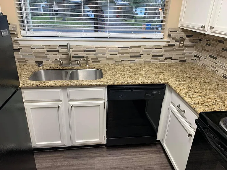 13347 Water Oak Ln #B — Photo 8