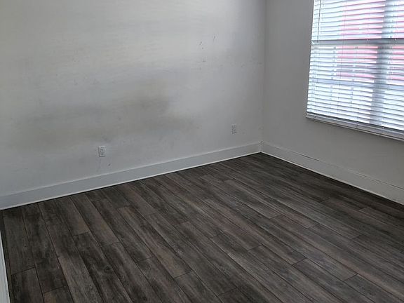 2nd image of 535 Clematis St #202-2D