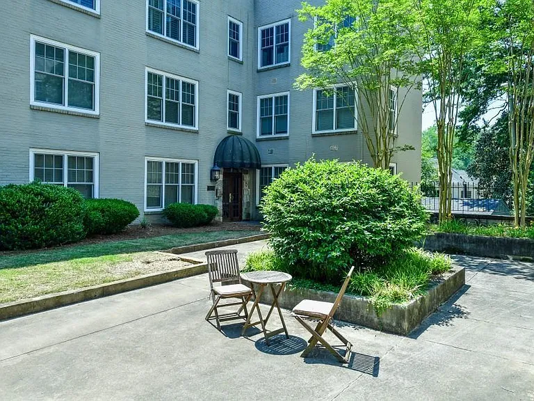 28 Collier Rd NW #11 — Photo 19