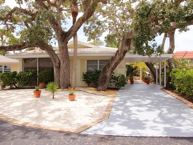 1104 S Moonmist Ct — Photo 9