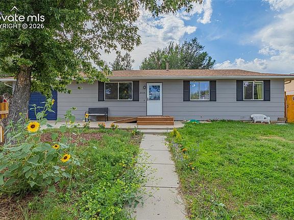 3rd image of 2516 Anjelina Cir W
