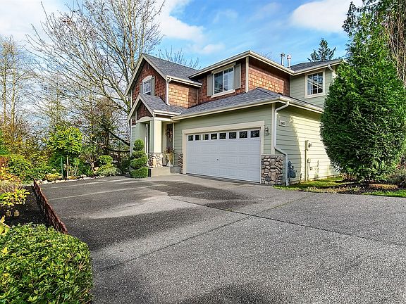 5th image of 26610 NE Anderson St