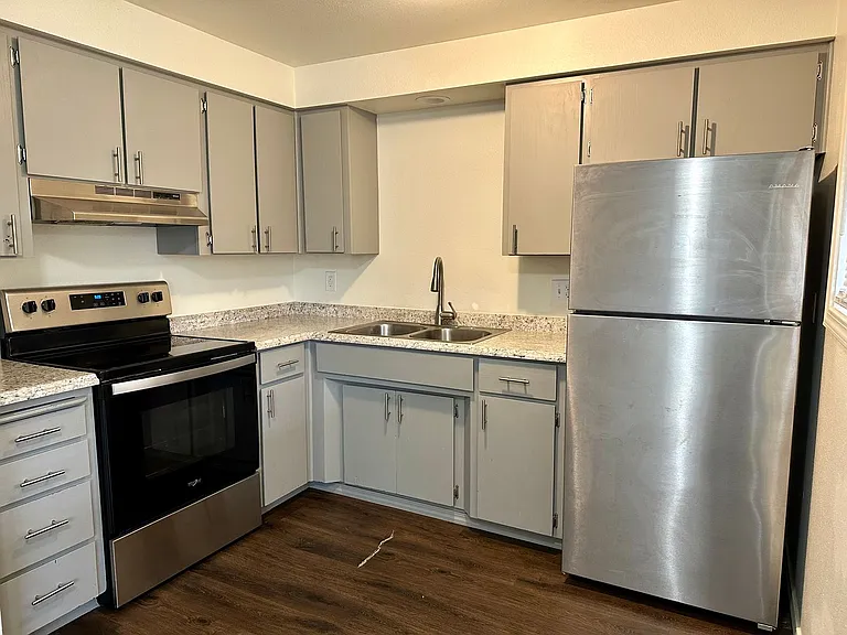 39 E Westview Ave — Photo 11