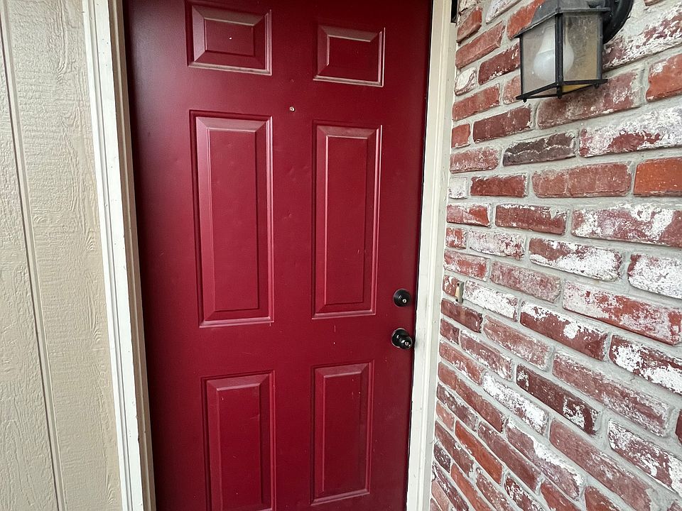 1st image of 216 Shari Dr APT A