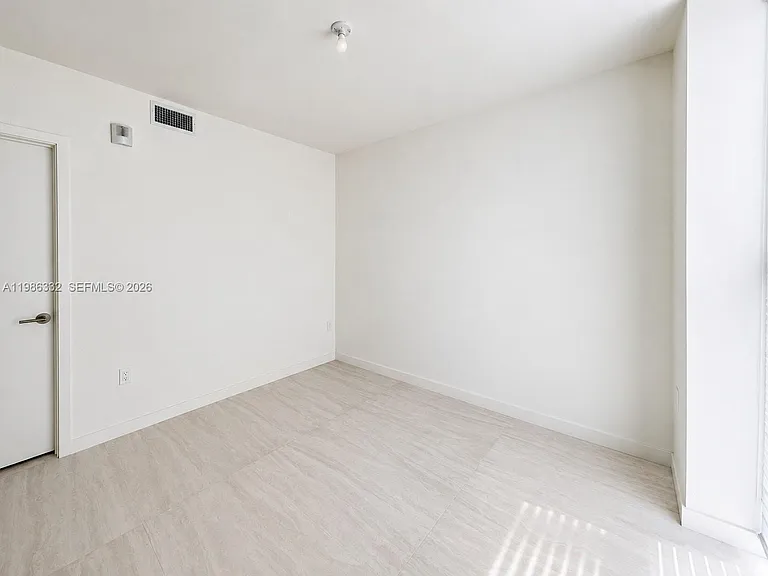 77 SE 5th St #2015 — Photo 24