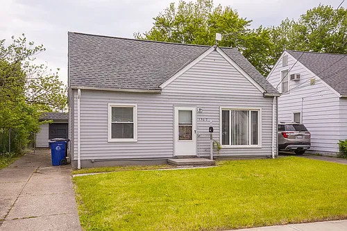13617 Sprecher Ave Photo 1