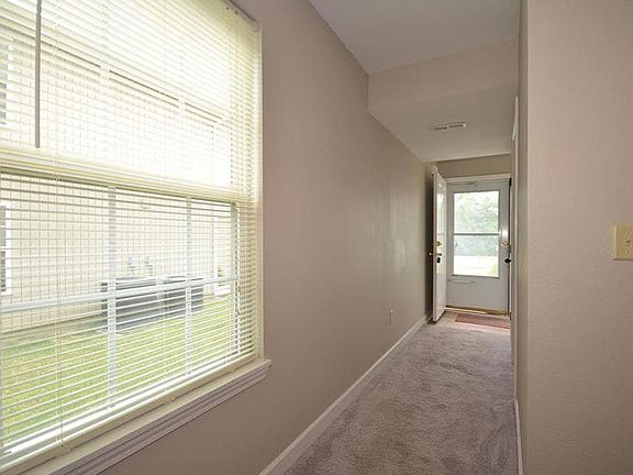 3rd image of 13686 Oak Valley Dr