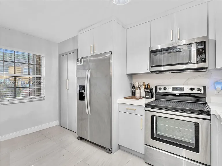 6747 Sienna Club Dr — Photo 3