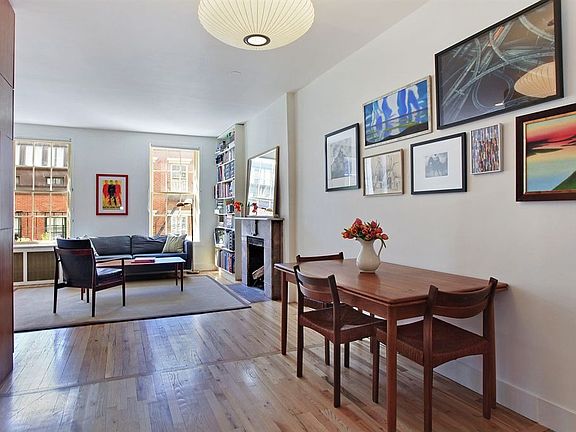 3rd image of 20 Bethune St APT 3D