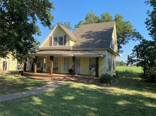 311 S Pine St, Crescent, OK 73028