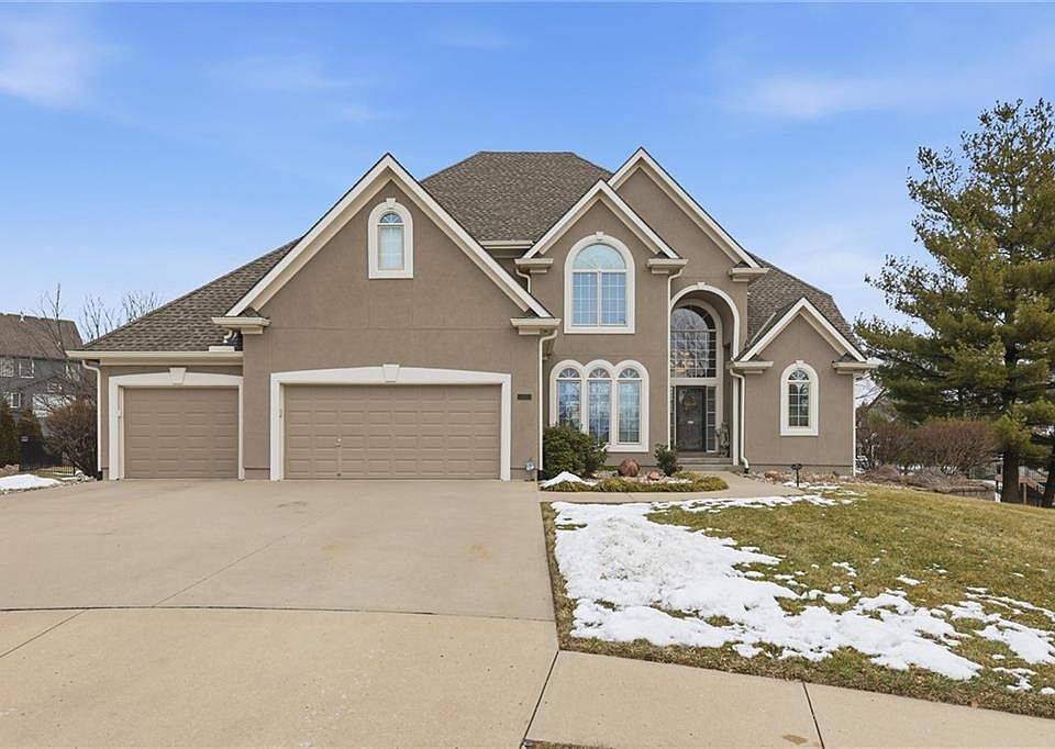 1st image of 9610 NE 96th Ct