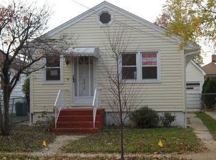 2612 Tremley Point Rd, Linden, NJ 07036