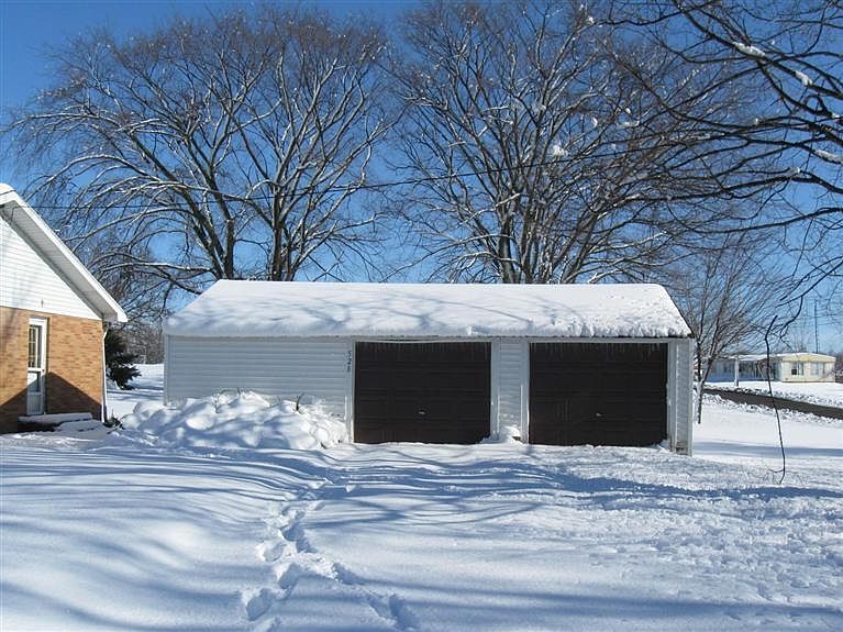 2nd image of 528 S Burrwood Dr