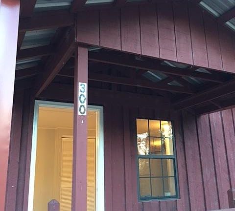 2nd image of 300 Burks Ln