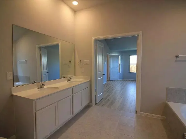 6125 Hightower St — Photo 7