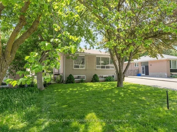 47 Aurora Heights Dr, Aurora, ON L4G 2W6