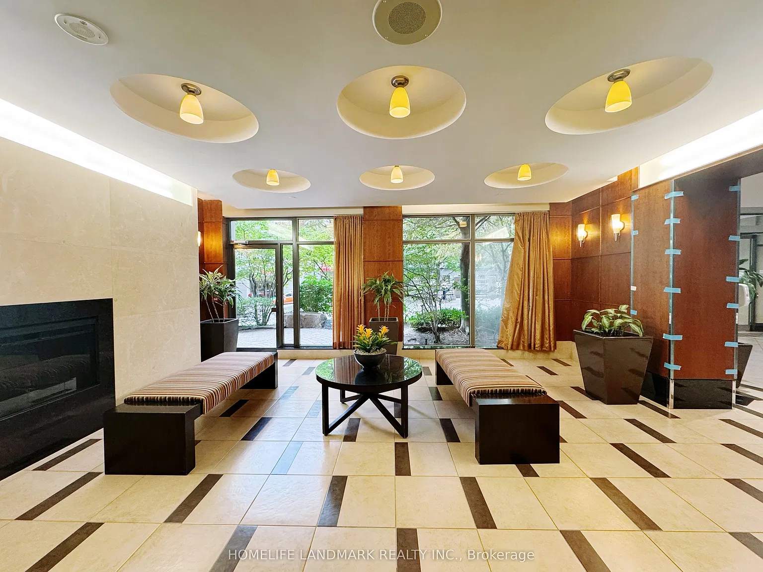 2 bed, $2,350 — Photo 2