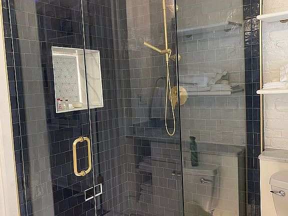 2nd image of 812 Esplanade Ave #1