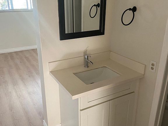 5th image of 16105 Eucalyptus Ave APT 15