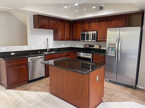 2nd image of 2402 E 5th St Unit 1615