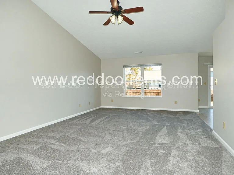 1180 Dark Star Ct — Photo 4