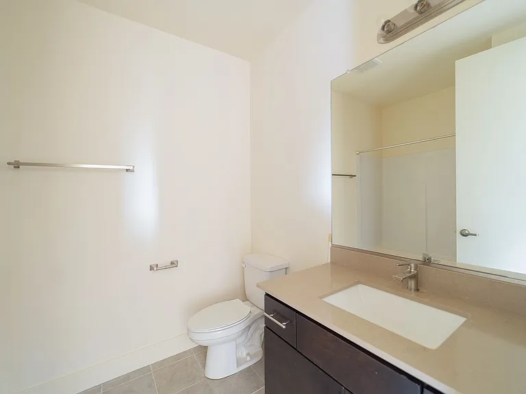 Capitol Hill Apartments — Photo 113