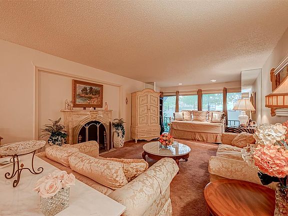 3rd image of 5050 Ambassador Way #118