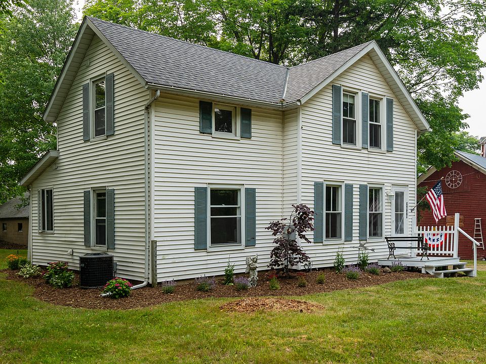 1st image of 2648 62nd St