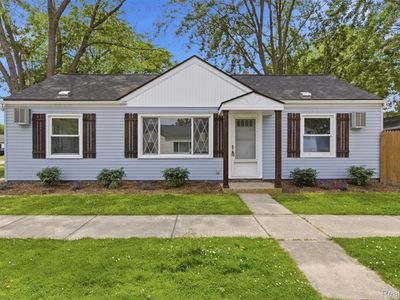 26375 Waldorf St, Roseville, MI, 48066