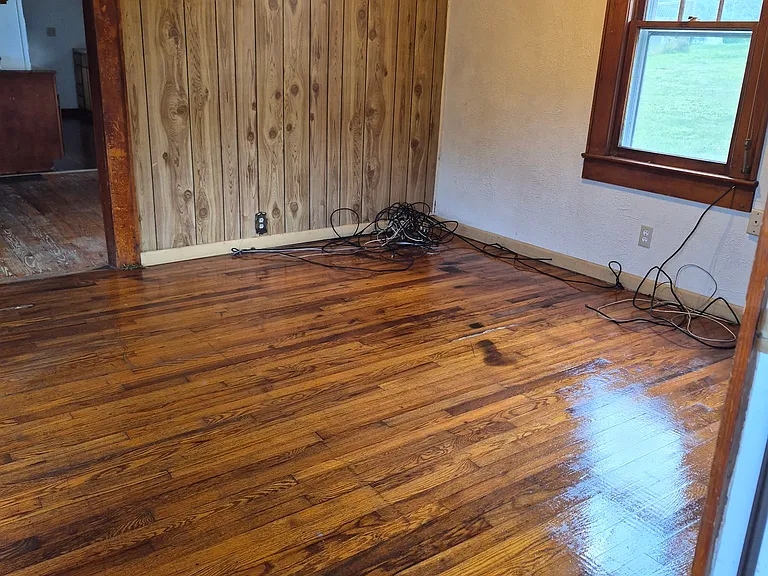 2508 Edgemont Dr — Photo 17