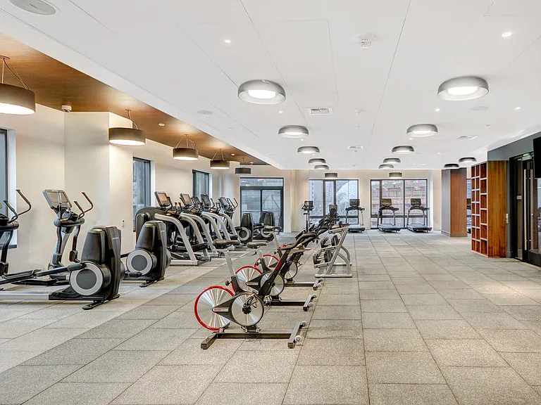 Spin bikes and cardio machines in the 24-hour fitness center