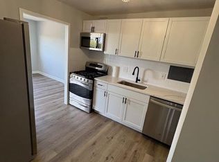 1836 Metzerott Rd APT 704, Hyattsville, MD 20783