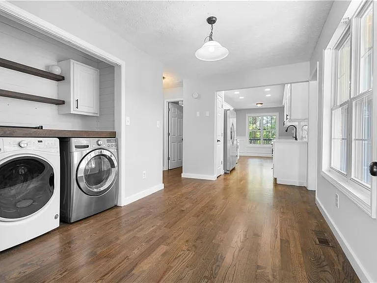 141 Poplar Way — Photo 23