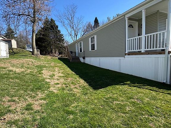 2nd image of 2 Ponderosa Ln