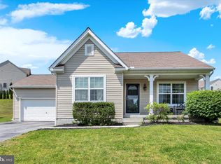 109 W Imperial Dr, Aspers, PA 17304