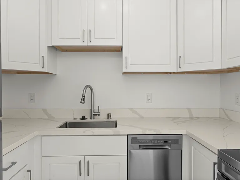 70 Crestline Dr #11 — Photo 18