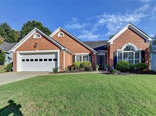 1131 Colony Bend Dr, Lawrenceville, GA 30043