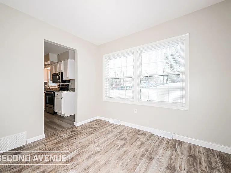 104 Amy Dr — Photo 5