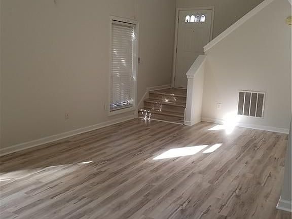 3rd image of 3622 Avensong Village Cir