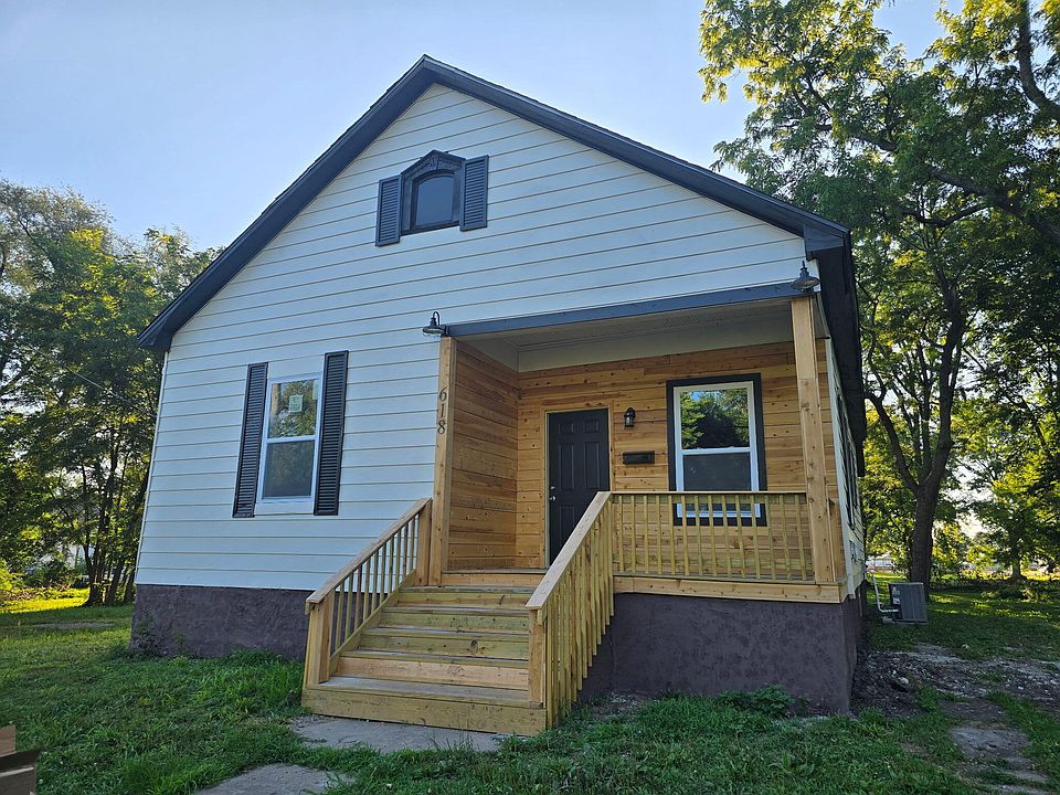 1st image of 618 N Jefferson St