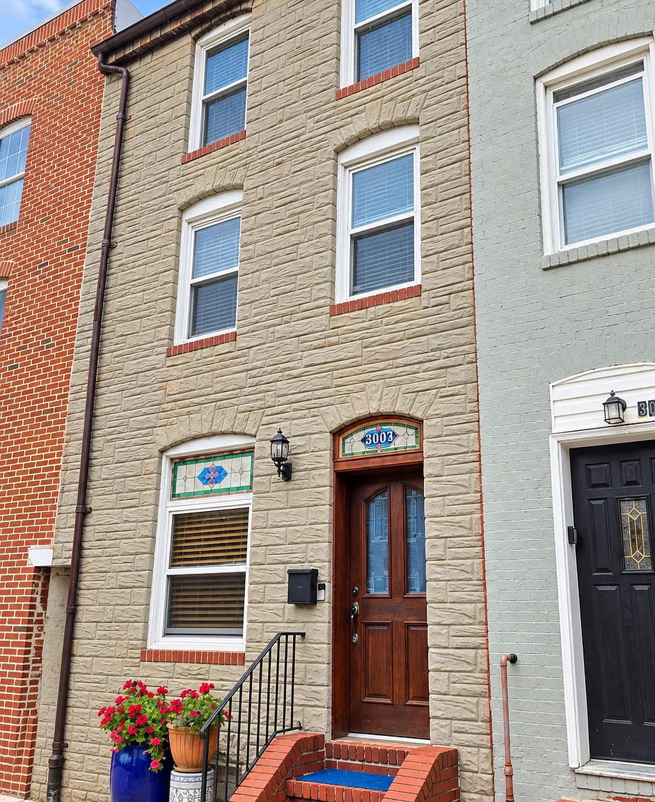 3 bed, 2.5 bath, 1550 sqft, $2,995 — Photo 1