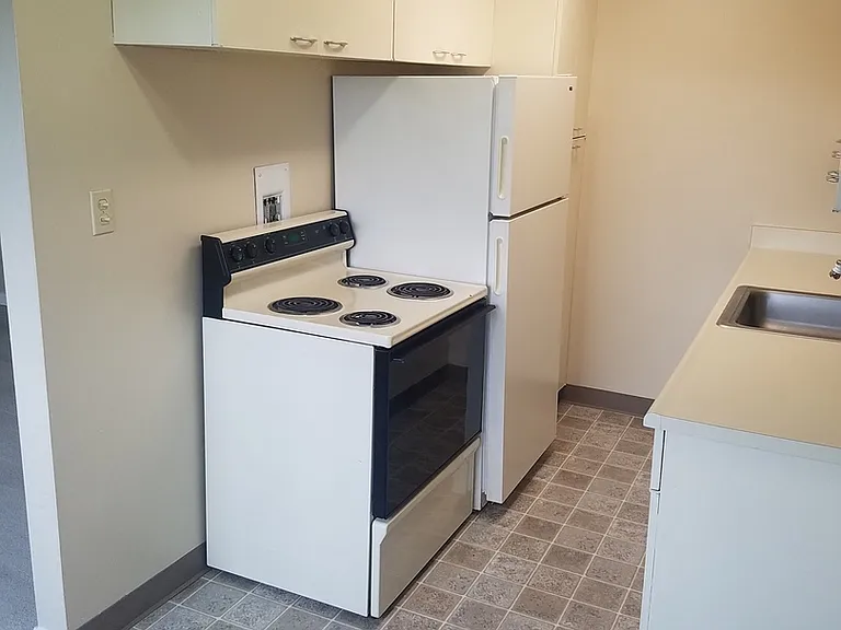 Capitol Terrace Apartments — Photo 7