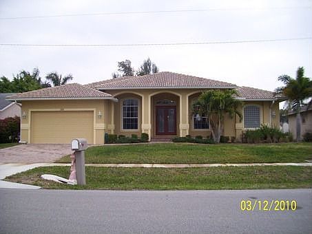 5th image of 155 S Bahama Ave