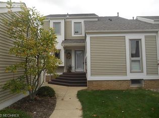 1301 Stardust Ave NW, Canton, OH 44708