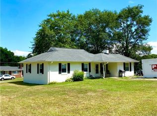 102 Gracie St, Seneca, SC 29678