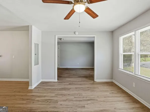 1650 Bridgeport Dr NW, Atlanta, GA 30318